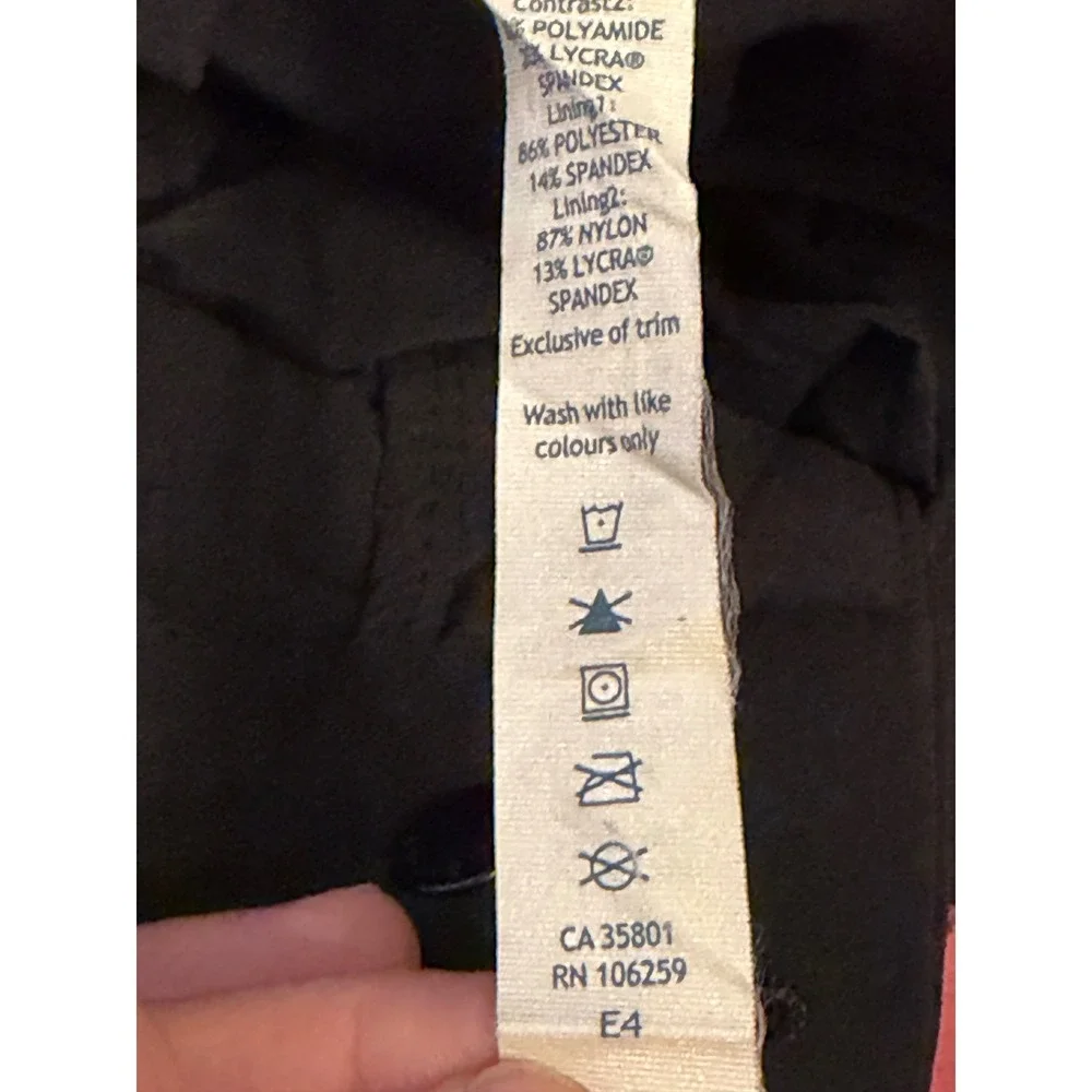 Lululemon Black High Rise Tapered Trouser Dress Pants Front‎ Seam Size 6 Pockets